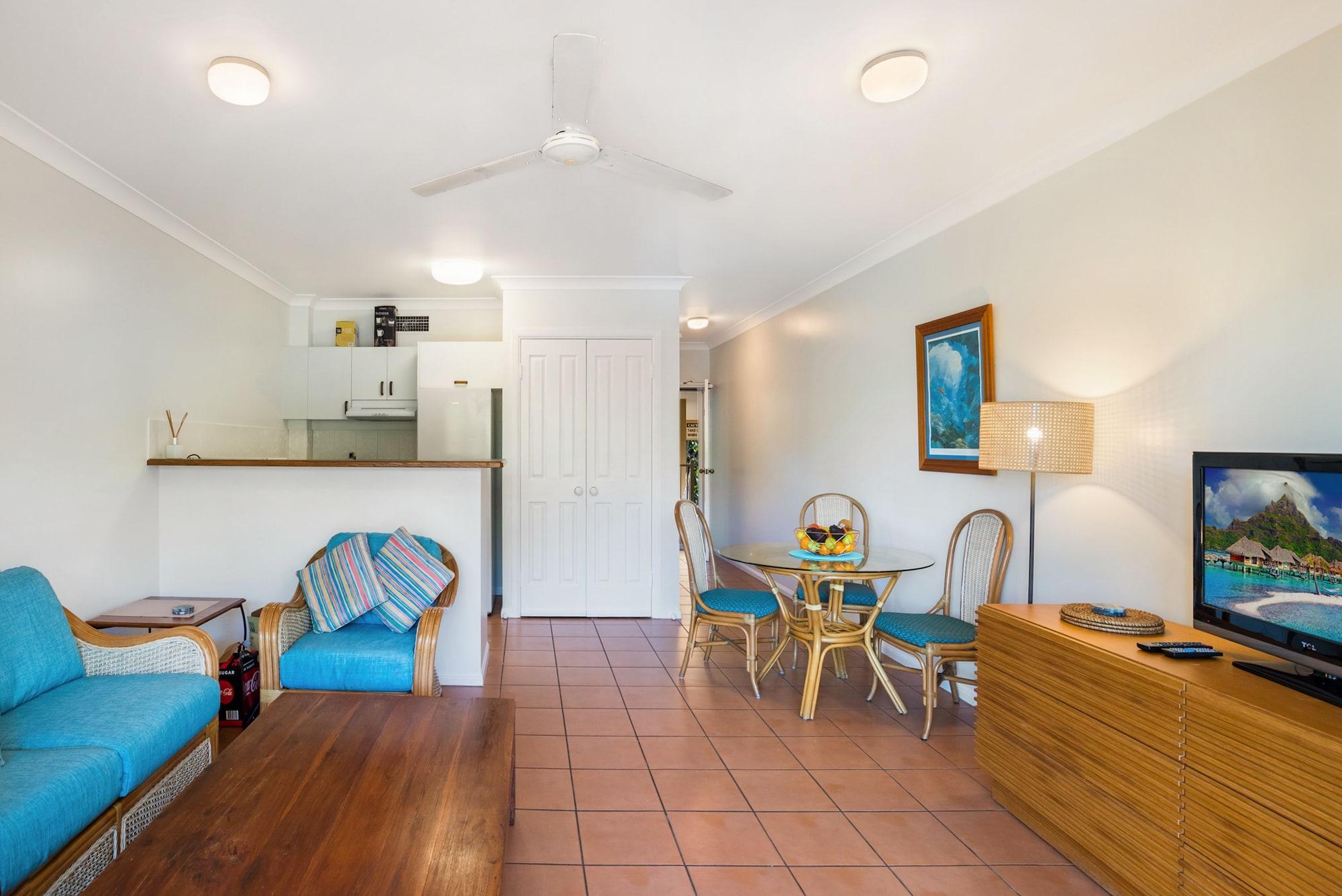 The York Beachfront Holiday Apartments Yorkeys Knob Kültér fotó